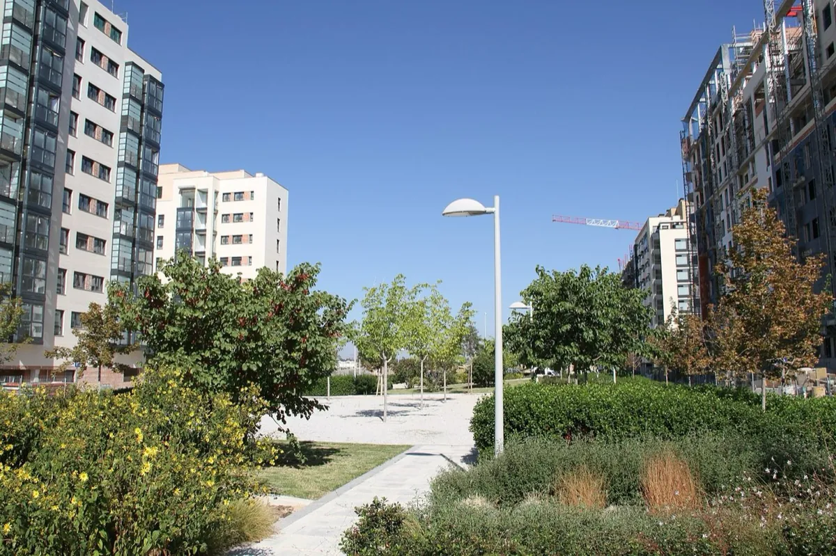 Viviendas de Valdebebas junto al parque