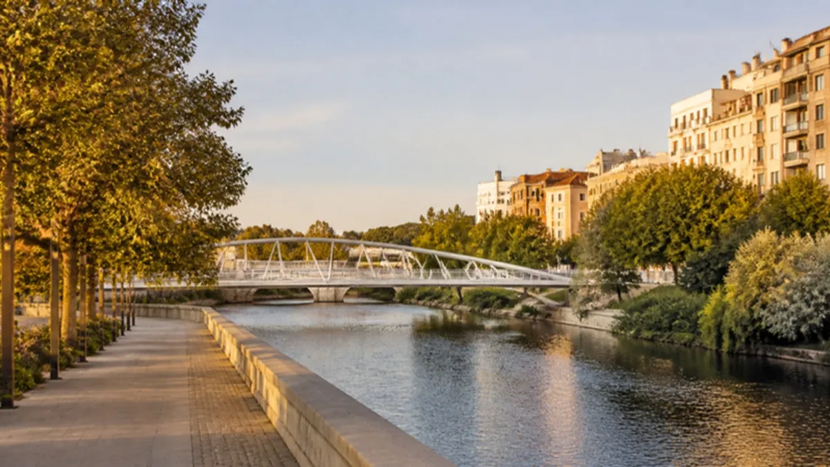 Madrid Río, junto al Manzanares